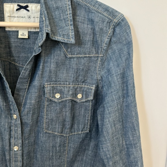 Banana Republic Western Denim Shirt - Picture 3 of 4
